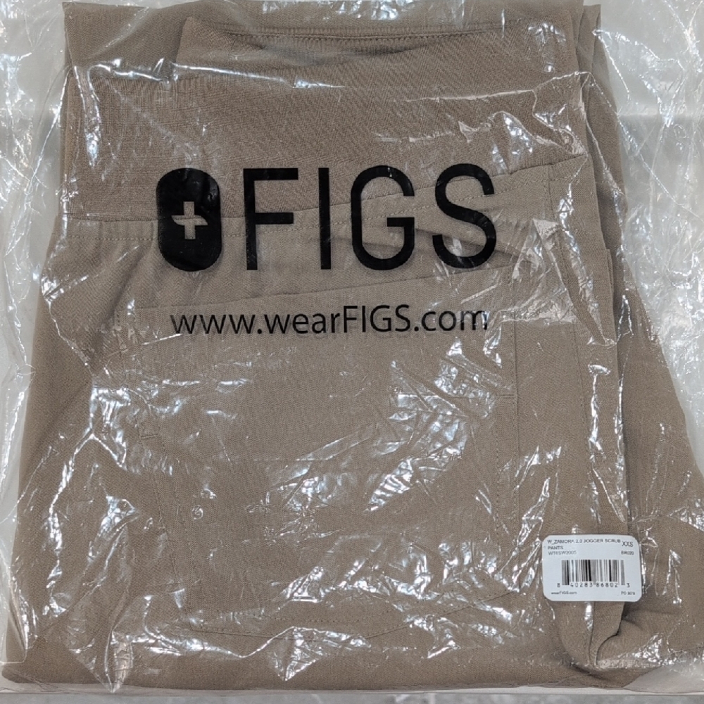 Figs Beige Scrub Bottom
